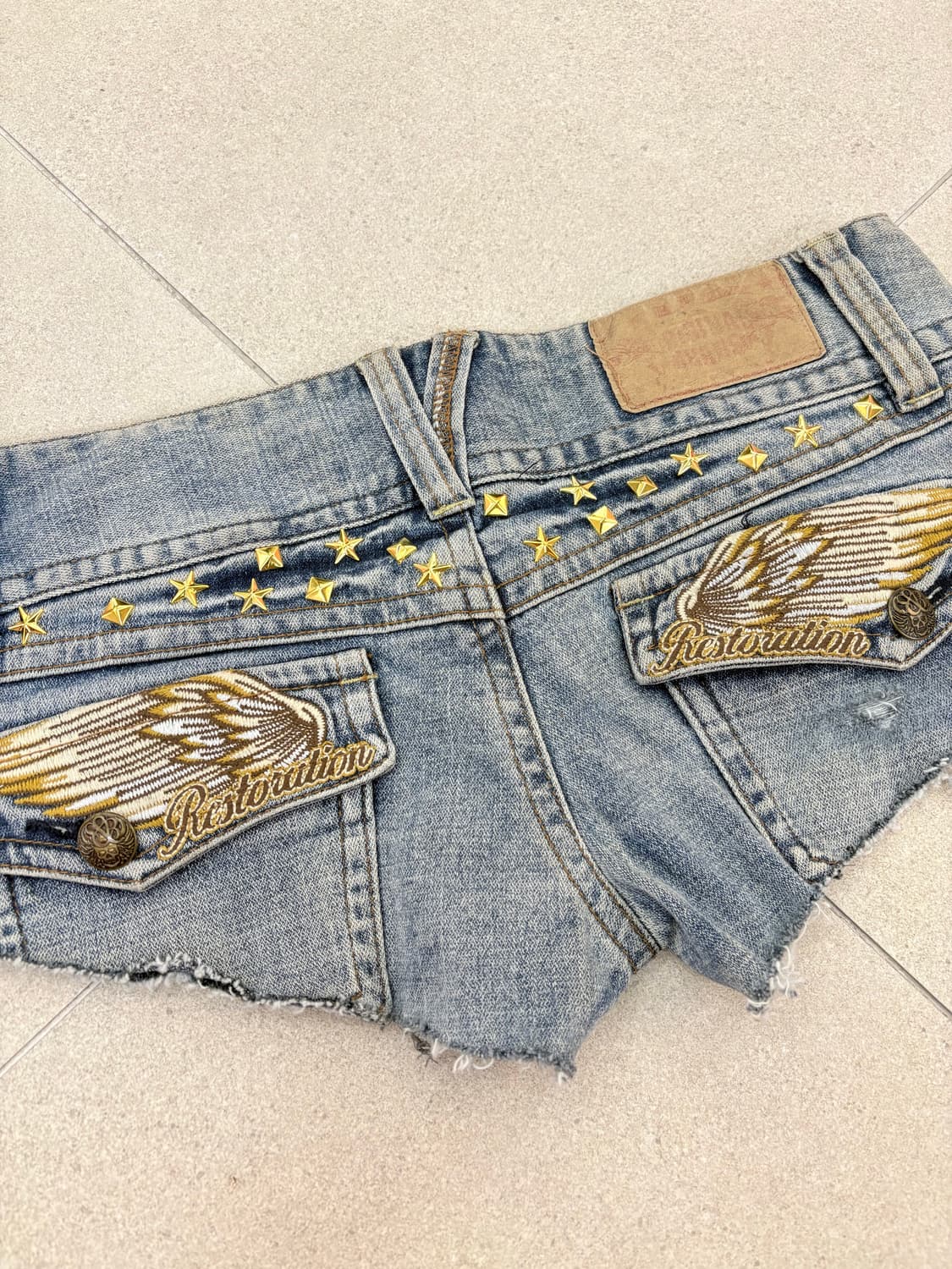 y2k 날개 자수 데님 숏츠 상품이미지5