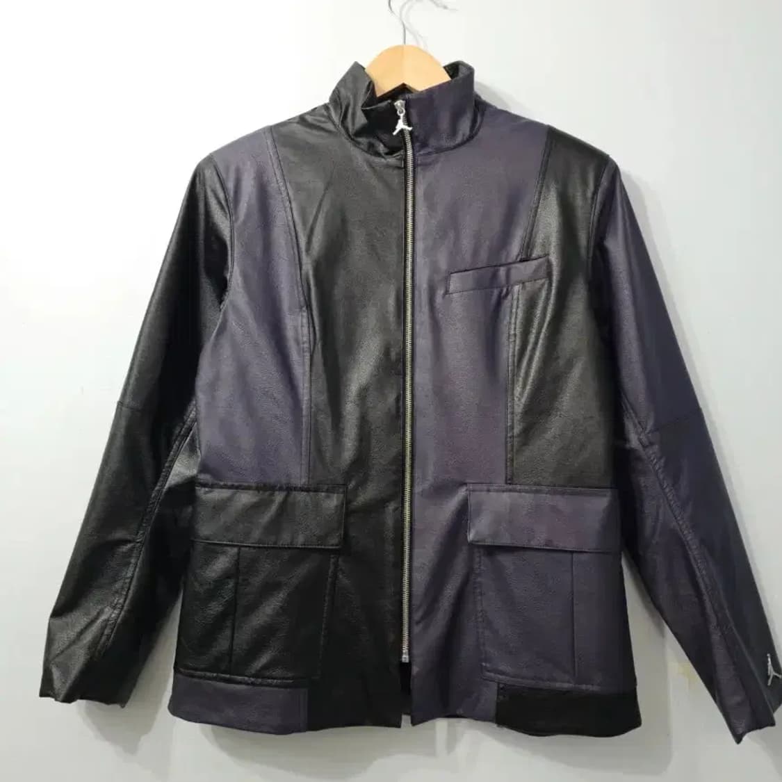 나이키 조던 뉴클래식캡슐2.0 가죽 자켓 ~66 상품이미지3