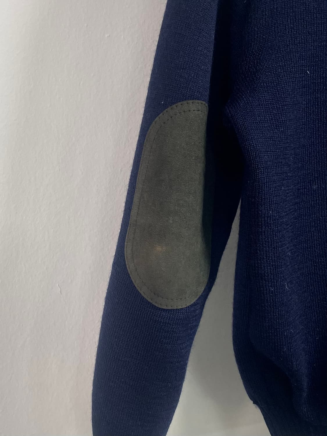 버버리 코만도 레더 울 라운드 니트 (on.582) 상품이미지5