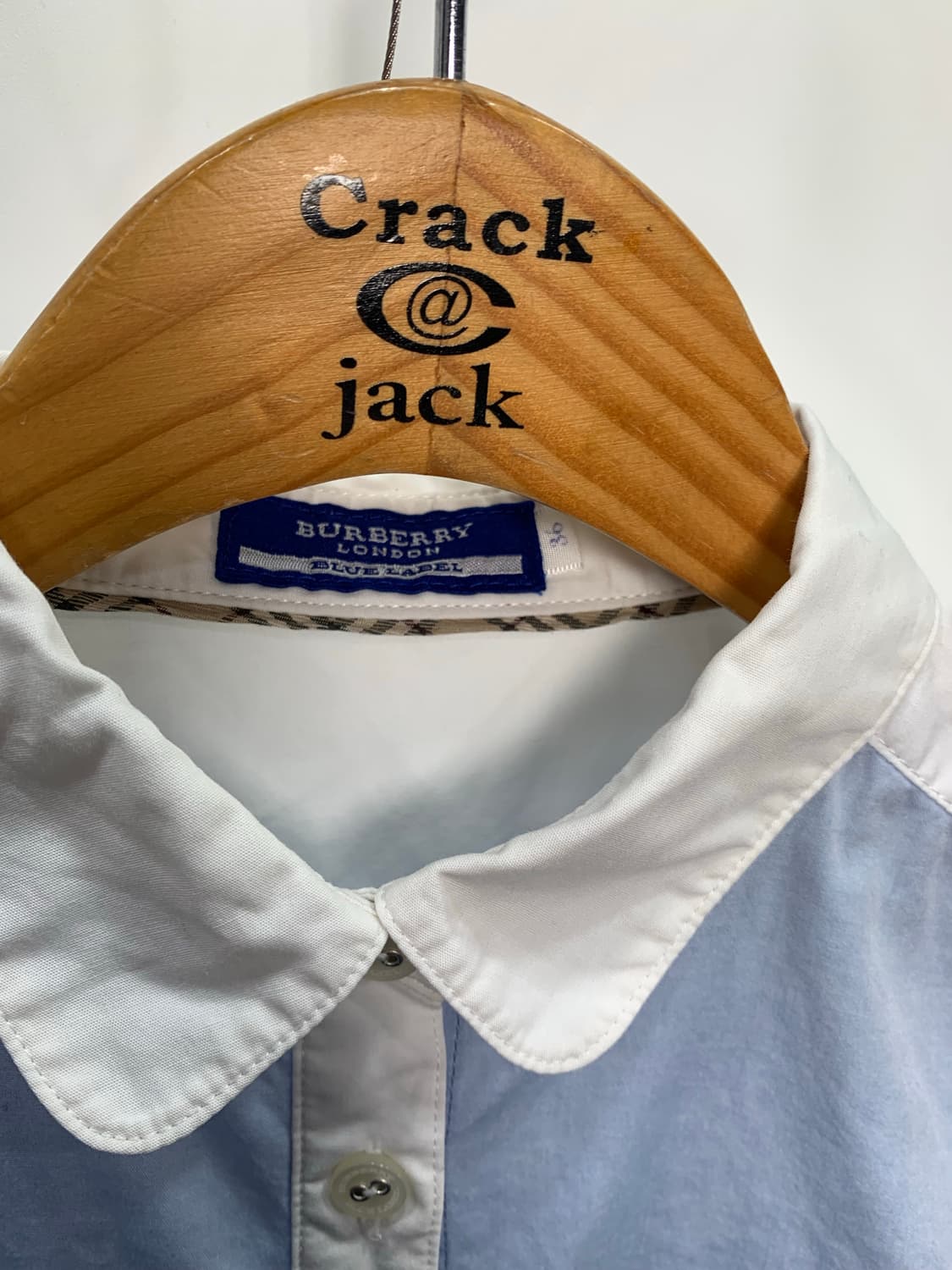 버버리 블루라벨 라운드 카라 셔츠  상품이미지3