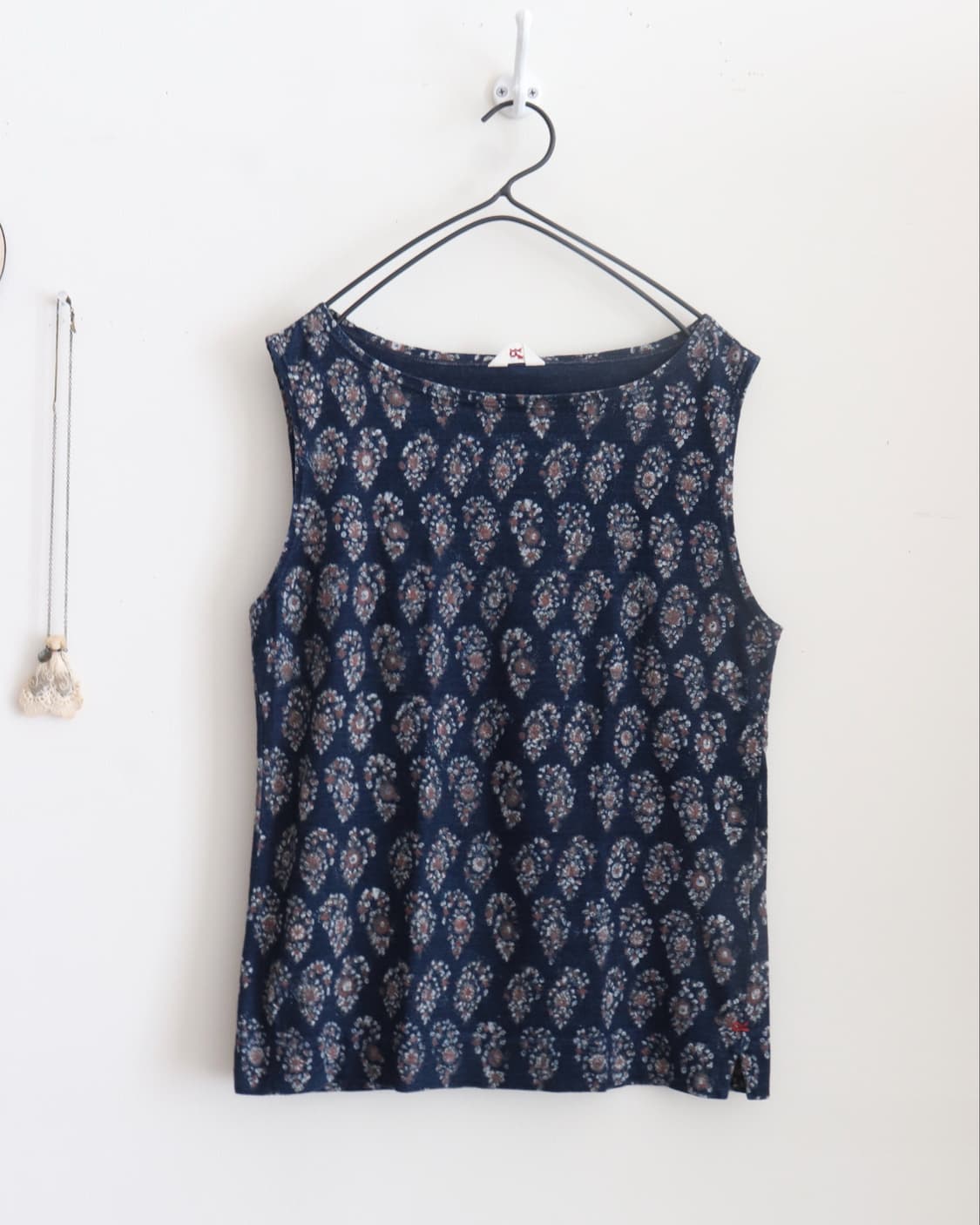 [45rpm] Indigo Floral Sleeveless Blouse 상품이미지8