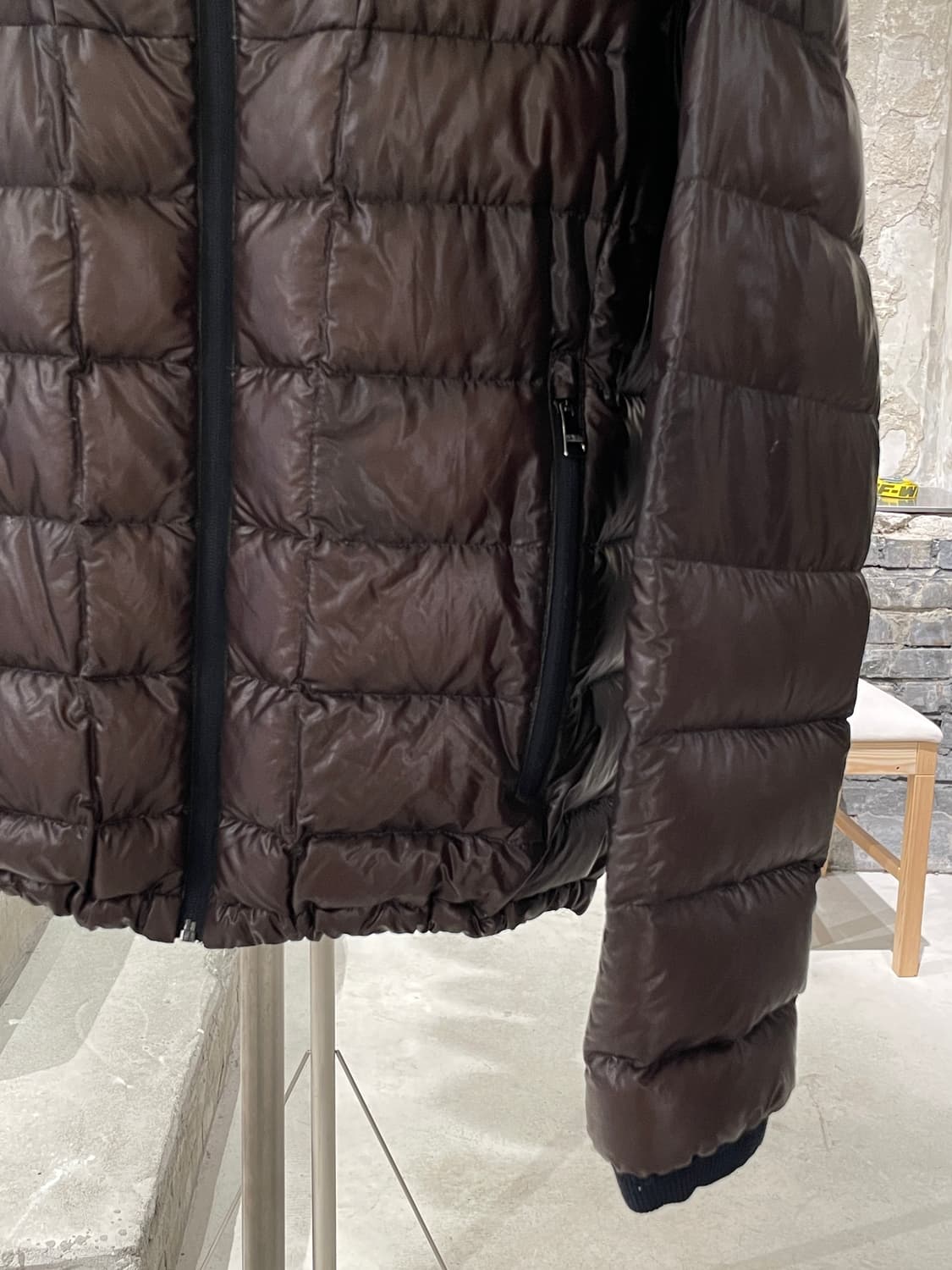 돌체 앤 가바나 딥 브라운 스키 클래식 구스 다운 후디 경량 패딩 상품이미지5