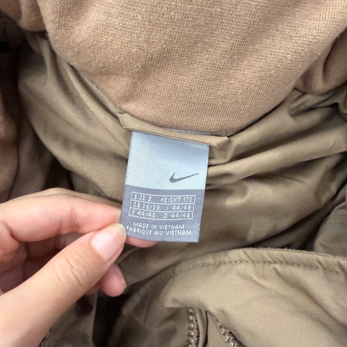 나이키 브라운 초코우유 숏패딩  상품이미지5