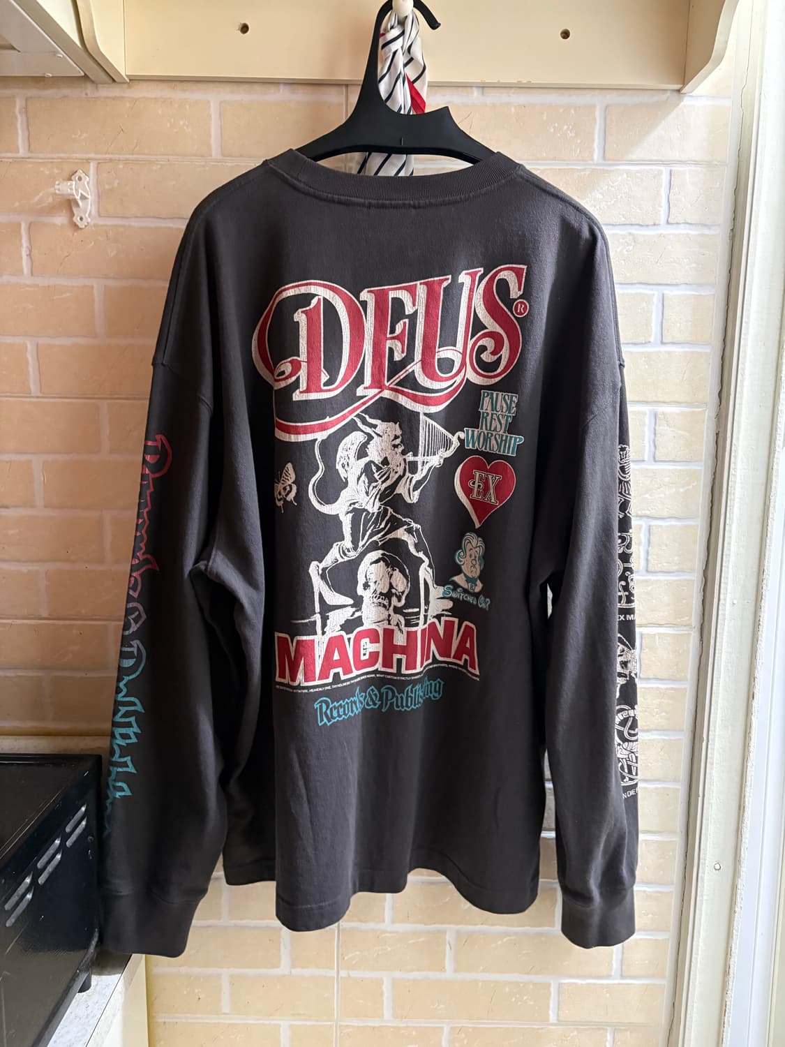 데우스엑스마키나 - 나염 롱슬리브 차콜 L 상품이미지6