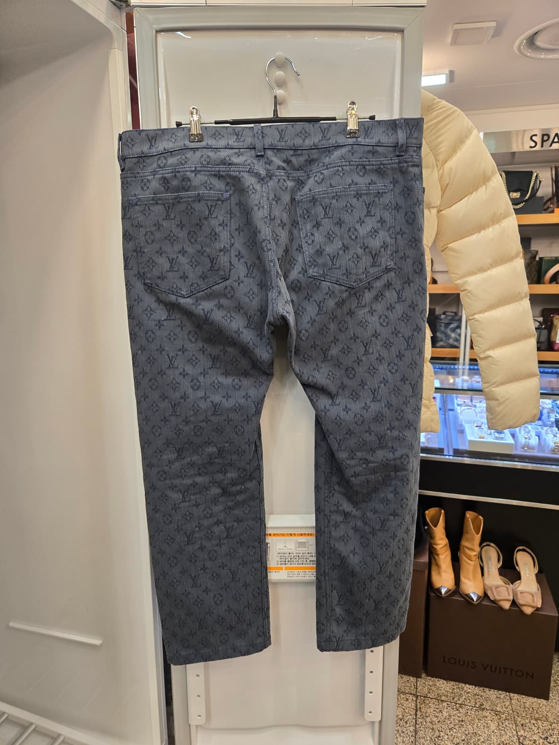 루이비통 모노그램 슬림 진 데님 팬츠 상품이미지2