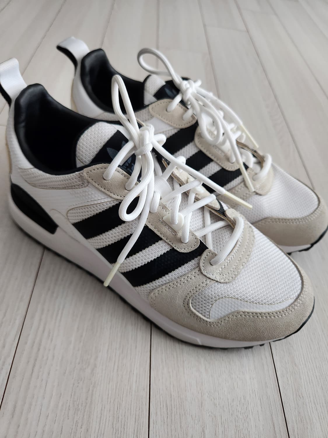 새상품급)아디다스 남녀공용 운동화 ZX 700 HD FY1103 스니커즈 상품이미지3