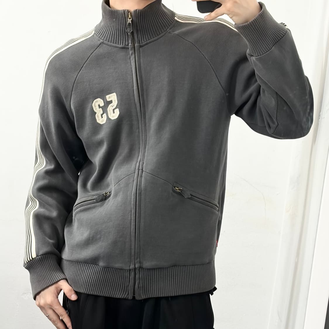 리바이스 백로고 니트 집업 자켓 상품이미지2