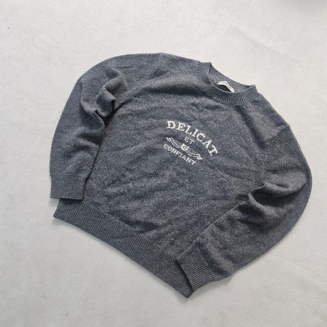 F 한섬SJSJ 여성 로고 스웨터 0331Y 상품이미지1