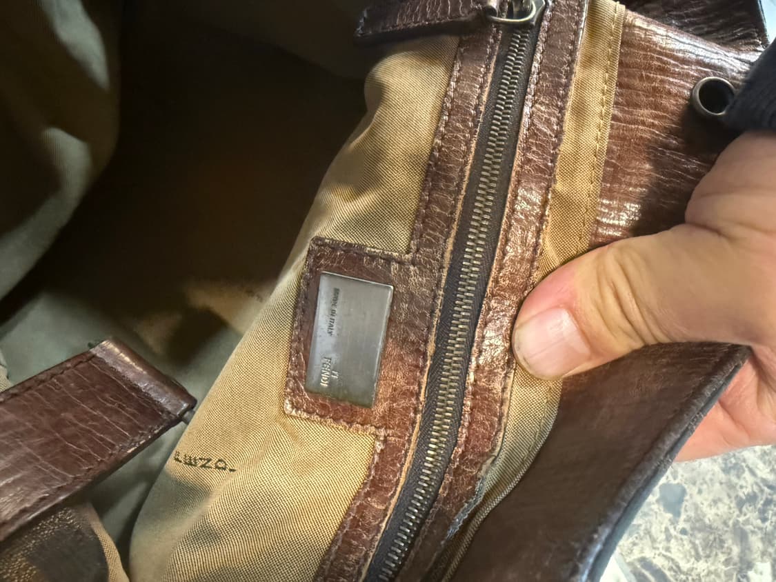 정품 펜디 주카 쇼퍼백 팝니다 상품이미지7