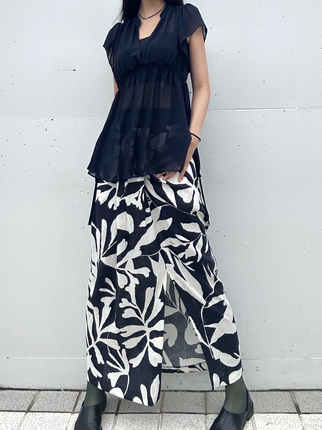 Sheer mini fly sleeveless / black 상품이미지4