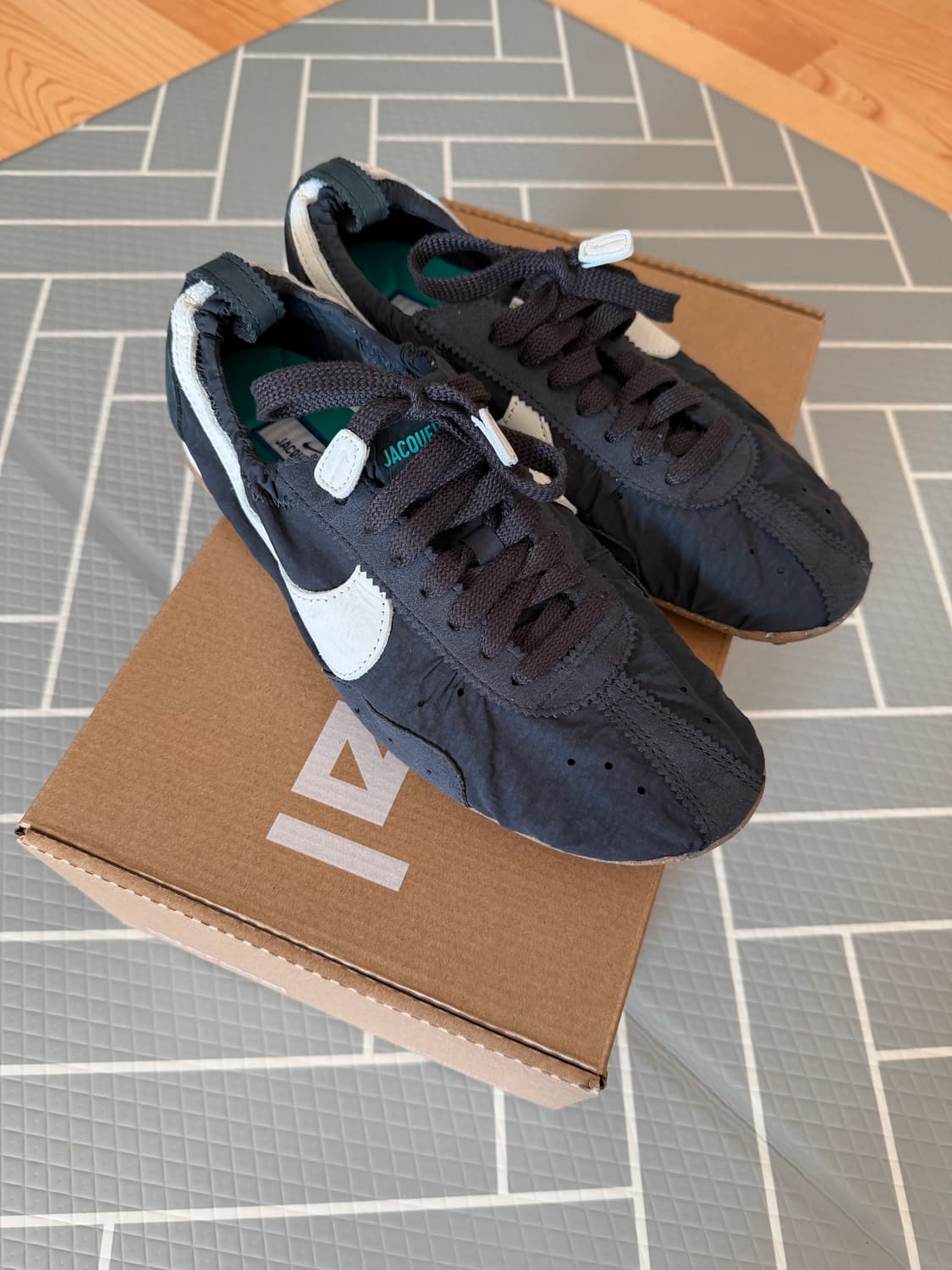 나이키 X 자크뮈스 문 슈 SP 오프 누아르 260 상품이미지1