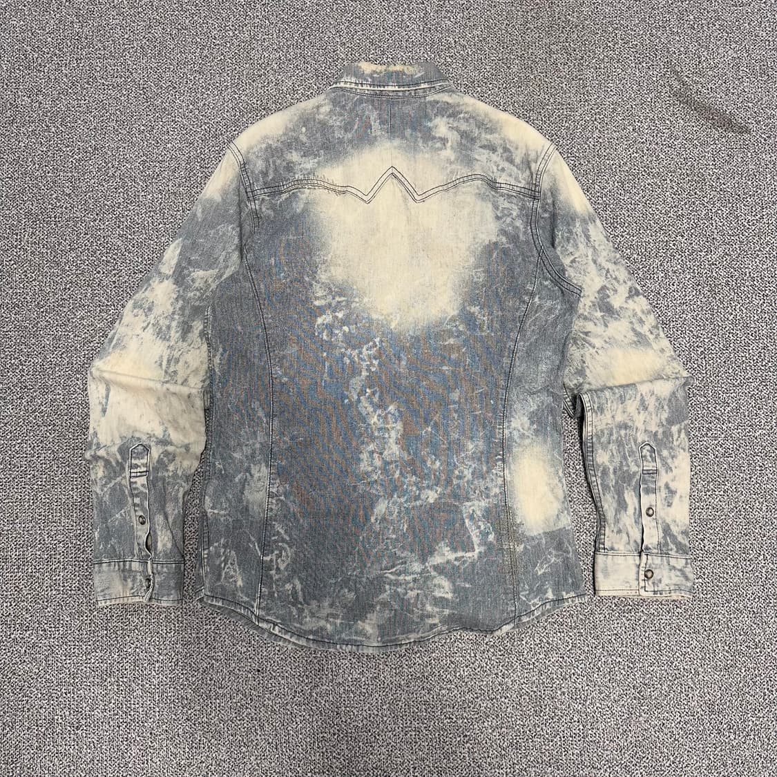 버커루 데님 워싱 셔츠 상품이미지3