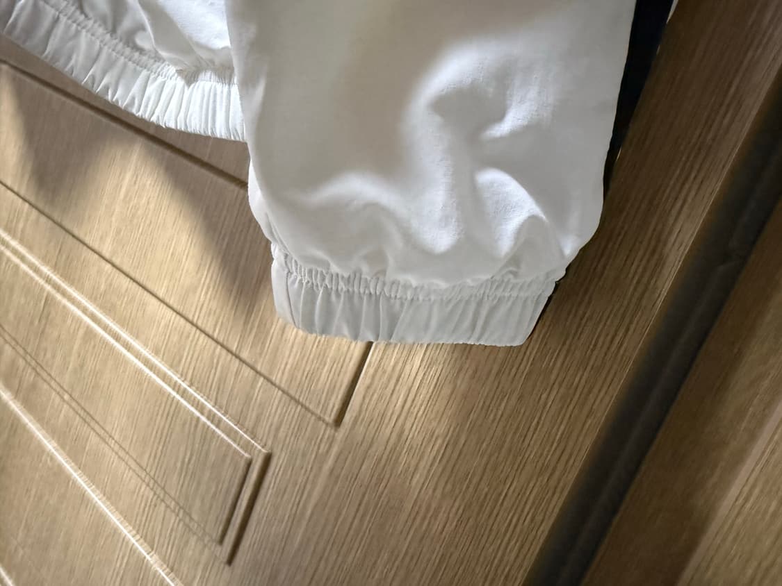 슈프림 x 엄브로 23ss 트랙자켓 판매합니다 상품이미지3