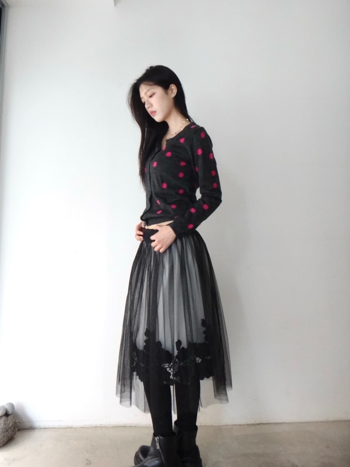 Pink dot cong cardigan / charcoal 상품이미지4