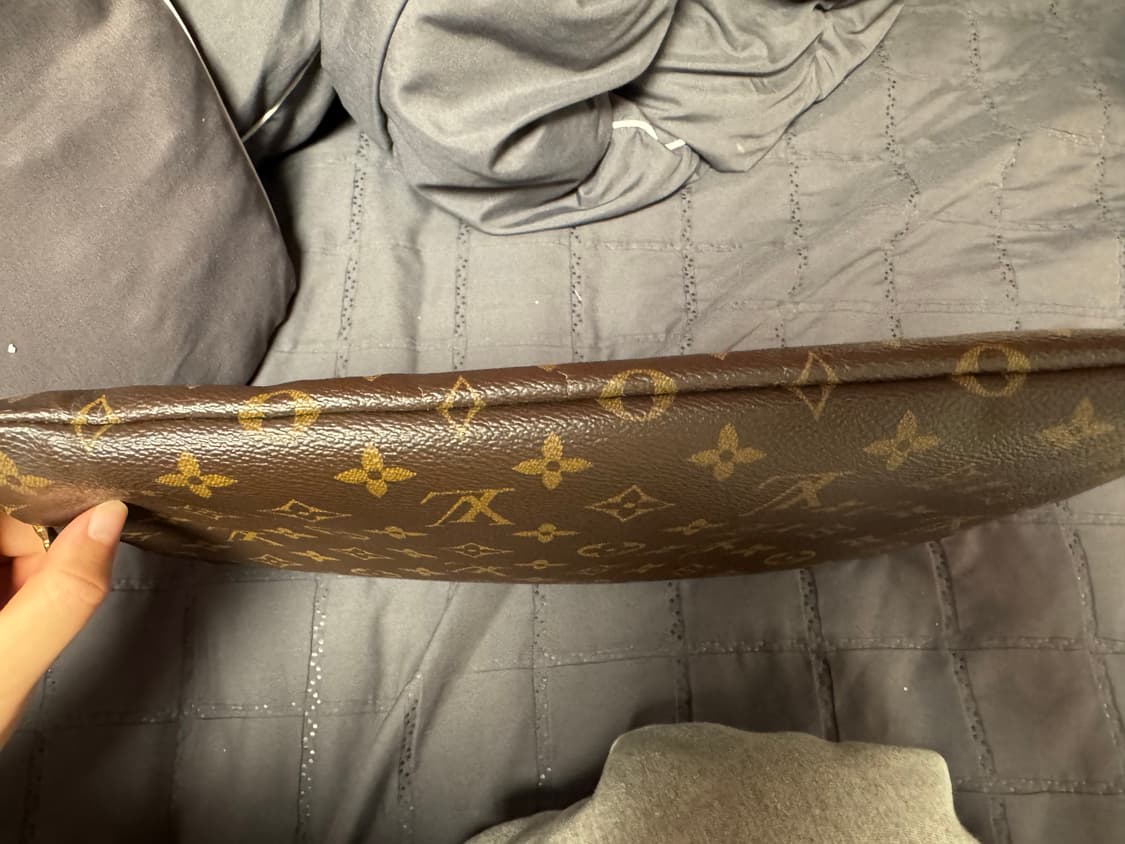 루이비통 클러치백 100% 정품 실사용 5회 미만 급처 상품이미지4