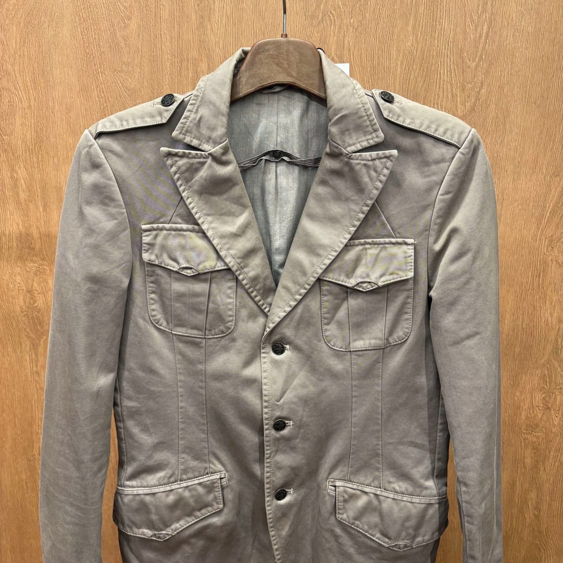 디젤 밀리터리 블레이저 자켓 숄더 에폭시 플랩 포켓 디테일 그레이 카키 상품이미지4