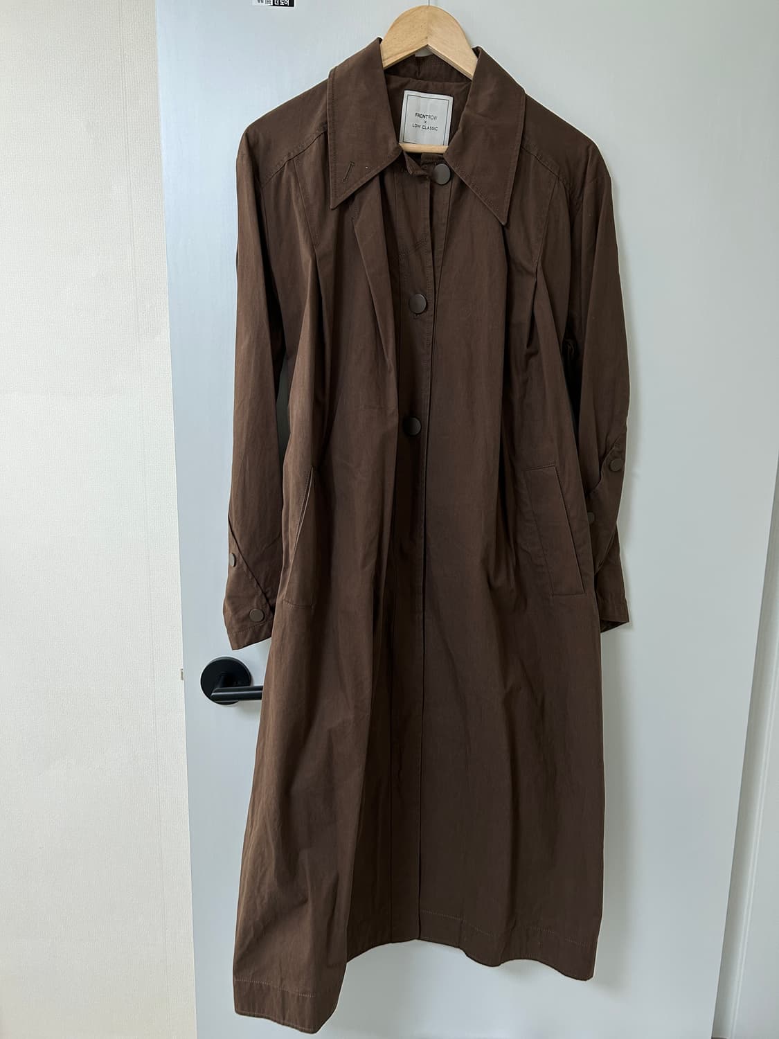 프론트로우 x 로우클래식 트렌치코트 상품이미지5