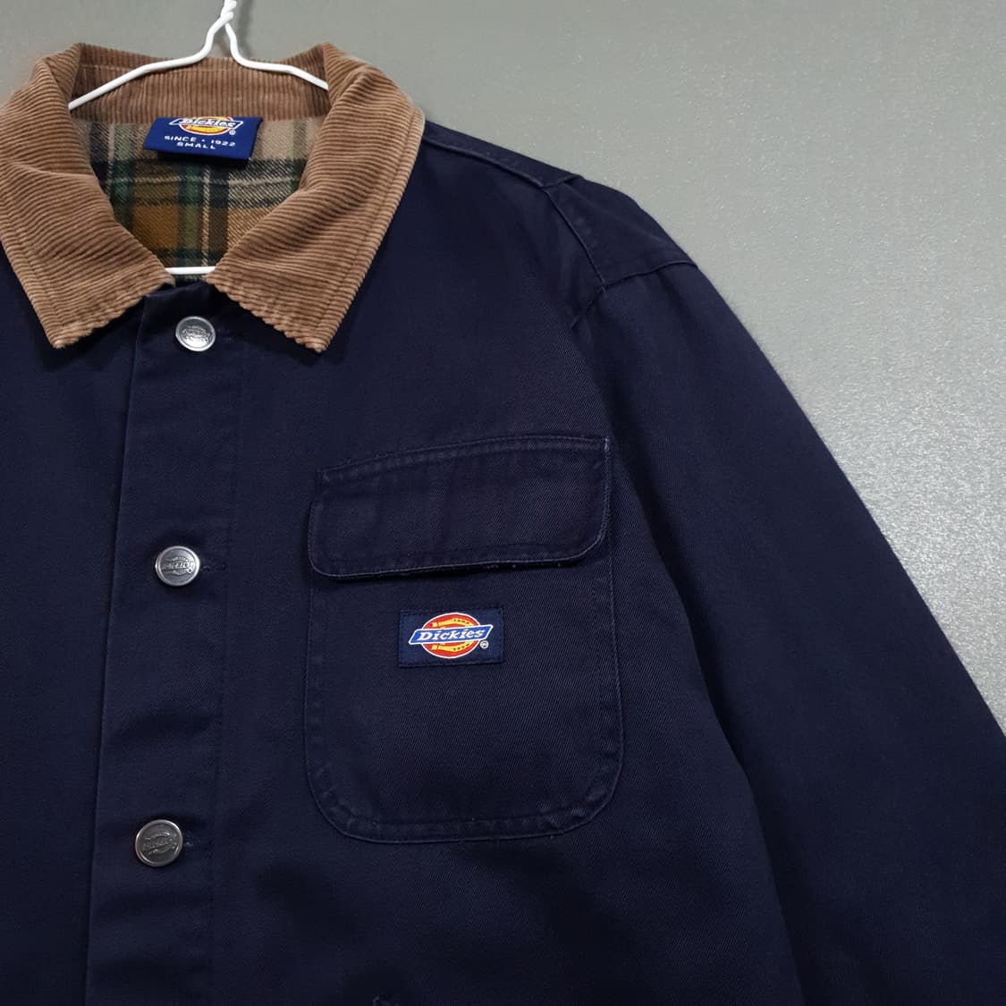 실측 L (100) 디키즈 코듀로이 노바체크 포켓 워크 초어 자켓 네이비 상품이미지4