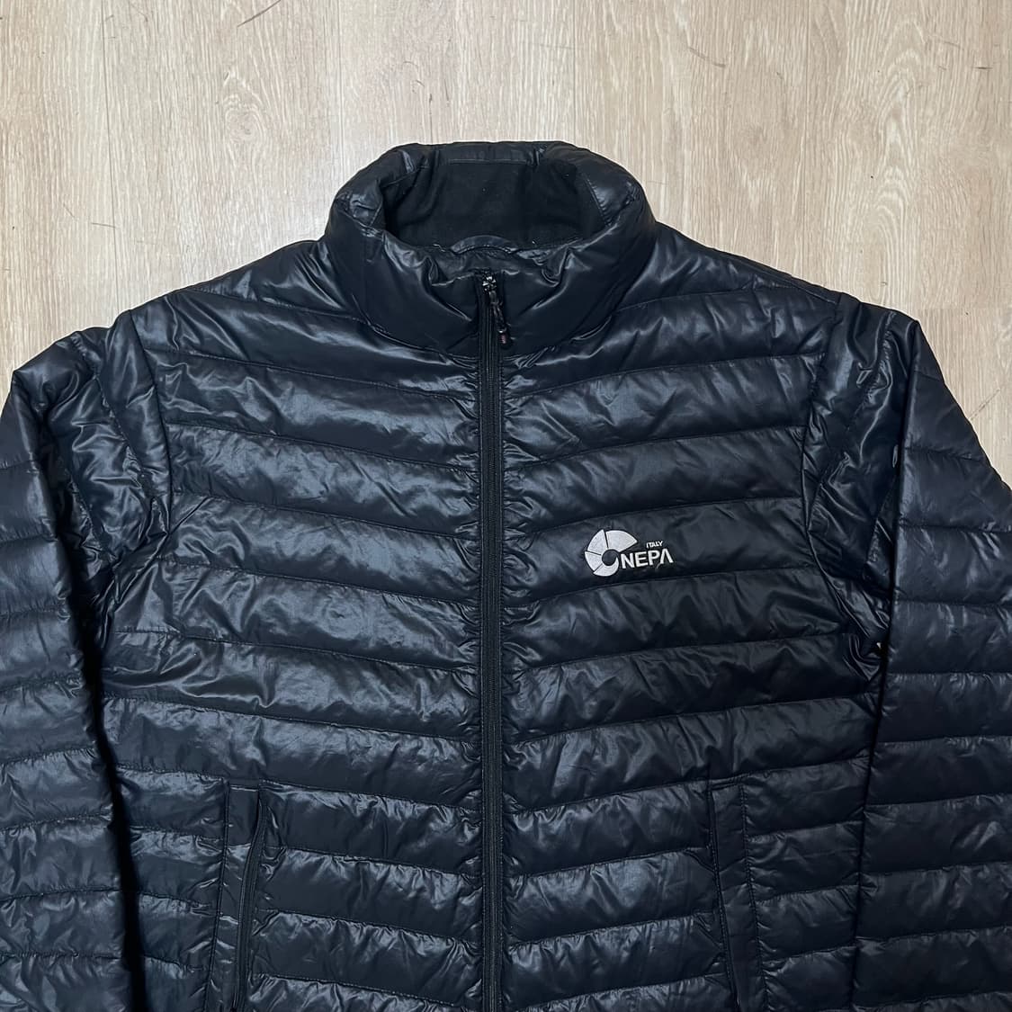 네파 구스다운 800 로고 경량패딩 점퍼 [블랙] S/90 상품이미지2