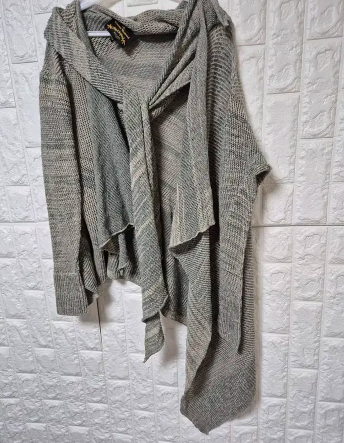 비비안웨스트우드 비대칭 스카프 가디건  상품이미지3