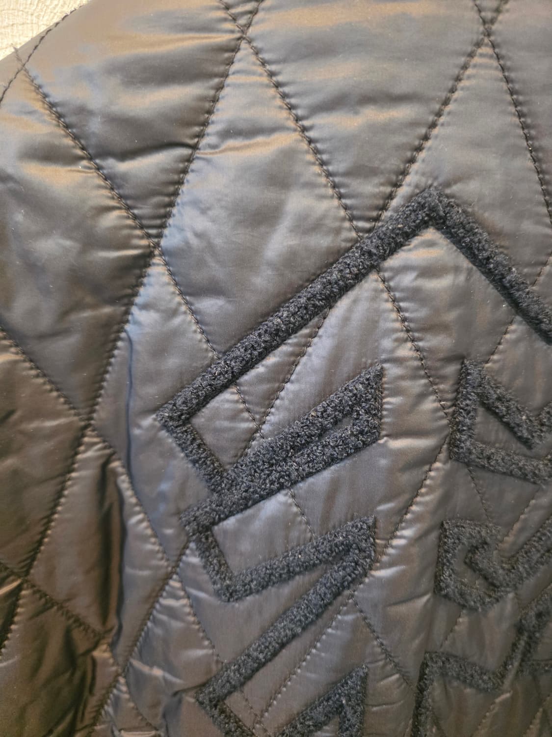 코오롱스포츠 블랙 퀼팅 봄버 양면자켓 상품이미지4