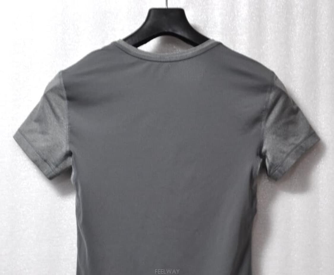 나이키프로/여성기능성타이트핏반팔티셔츠(사이즈44) 상품이미지4