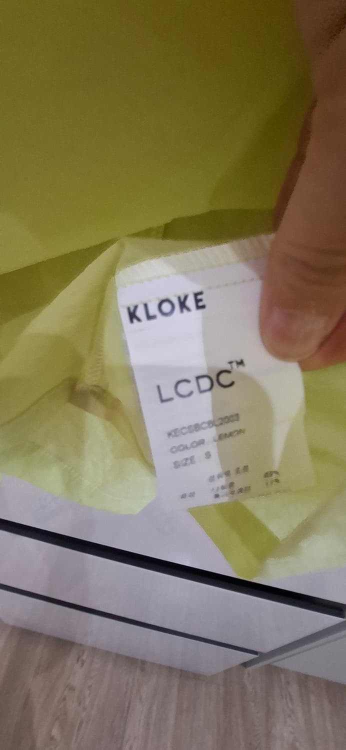 KLOKE 레몬색 크롭 반팔티 상품이미지3