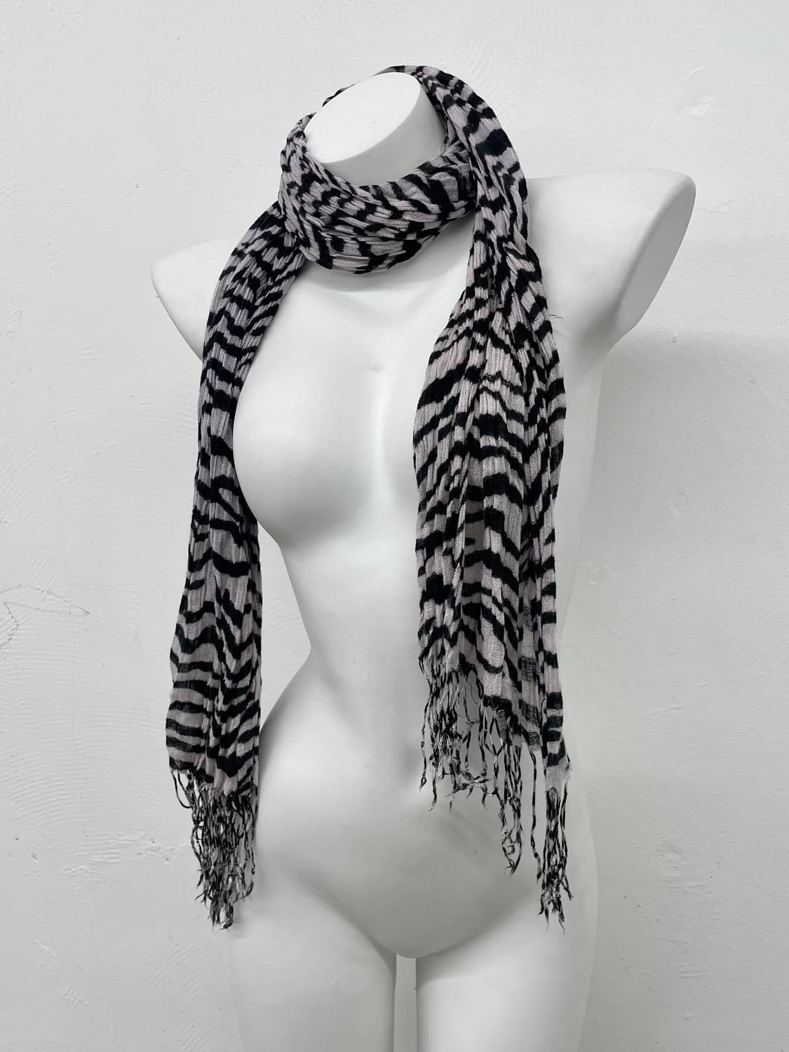 펑크 지브라 수술 머플러  상품이미지1