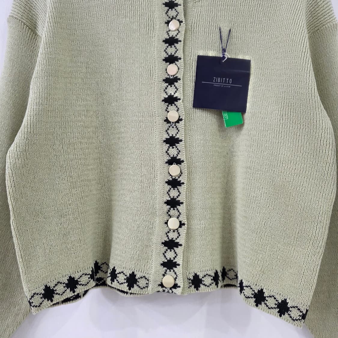 ZIBITTO 라이트카키 배색 자수 라운드 가디건 상품이미지4