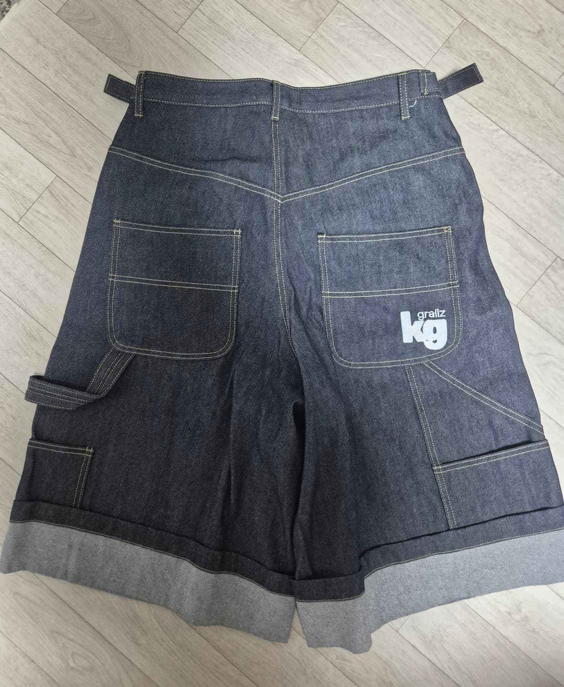 코인서울 그레일즈 버뮤다 2사이즈 상품이미지3