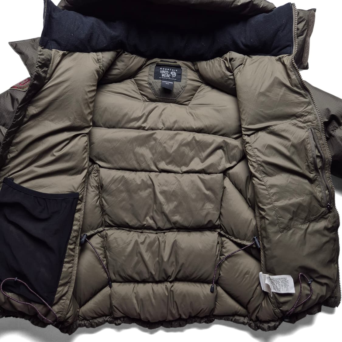 [M] 마운틴하드웨어 헤비구스다운 푸퍼패딩 상품이미지8