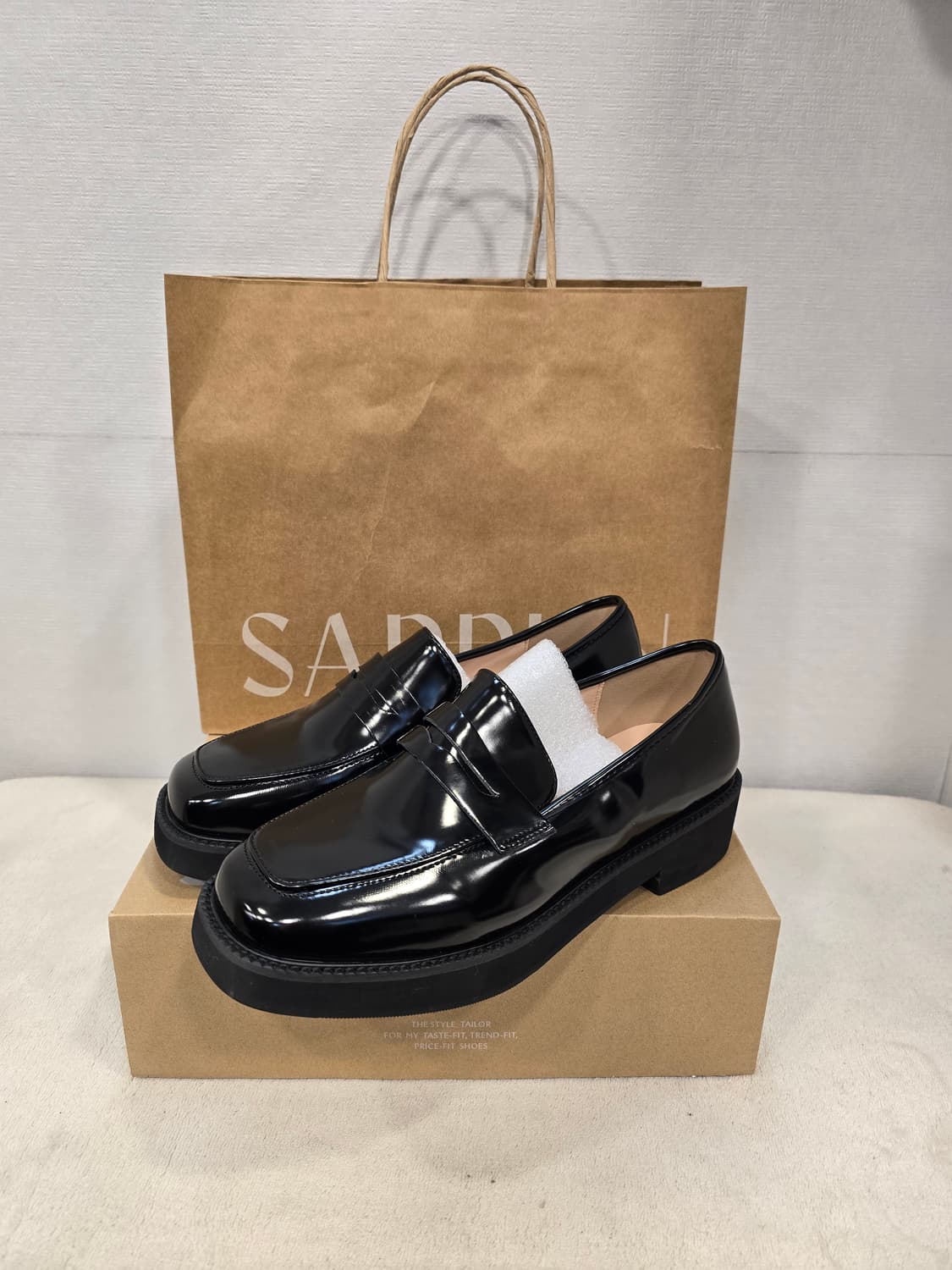 새상품) 사뿐 SAPPUN 스퀘어 블랙 로퍼 250~255 상품이미지1