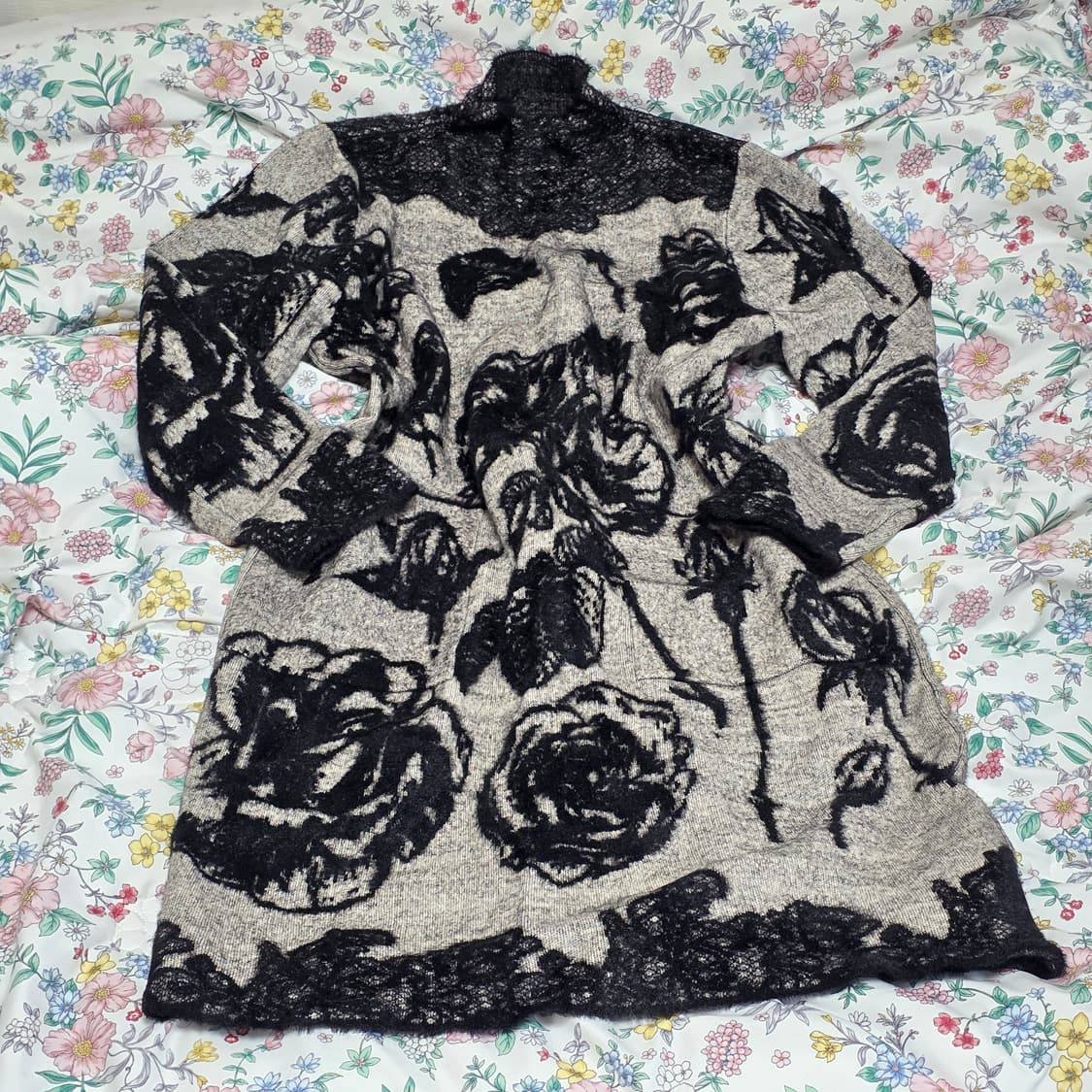 빈티지)앤틱무드 플로럴 로맨틱 고딕 니트 블랙그레이 롱슬리브원피스 상품이미지1