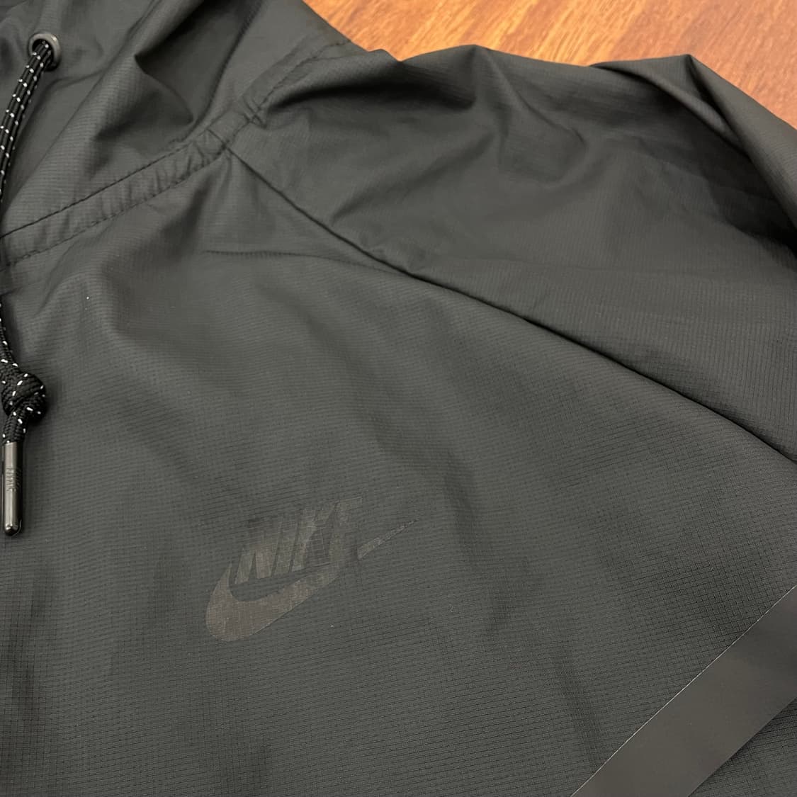 나이키 하이퍼메쉬 윈드러너 바람막이 상품이미지3