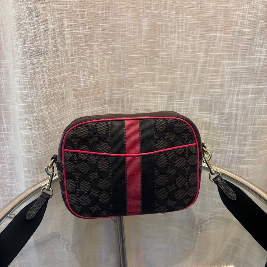 정품 코치 카메라 패브릭 크로스백     상품이미지5