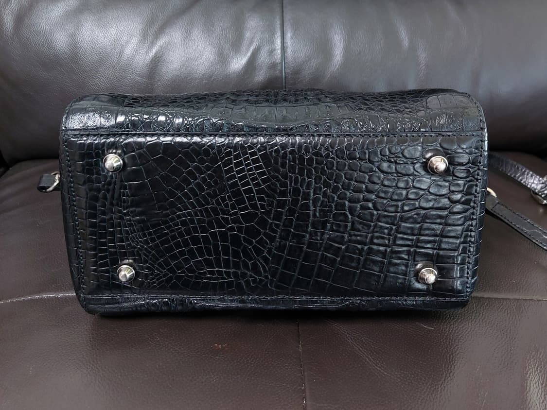 수아스티(SUASTI) 리얼 악어가죽 토트백 블랙

- 상품이미지4