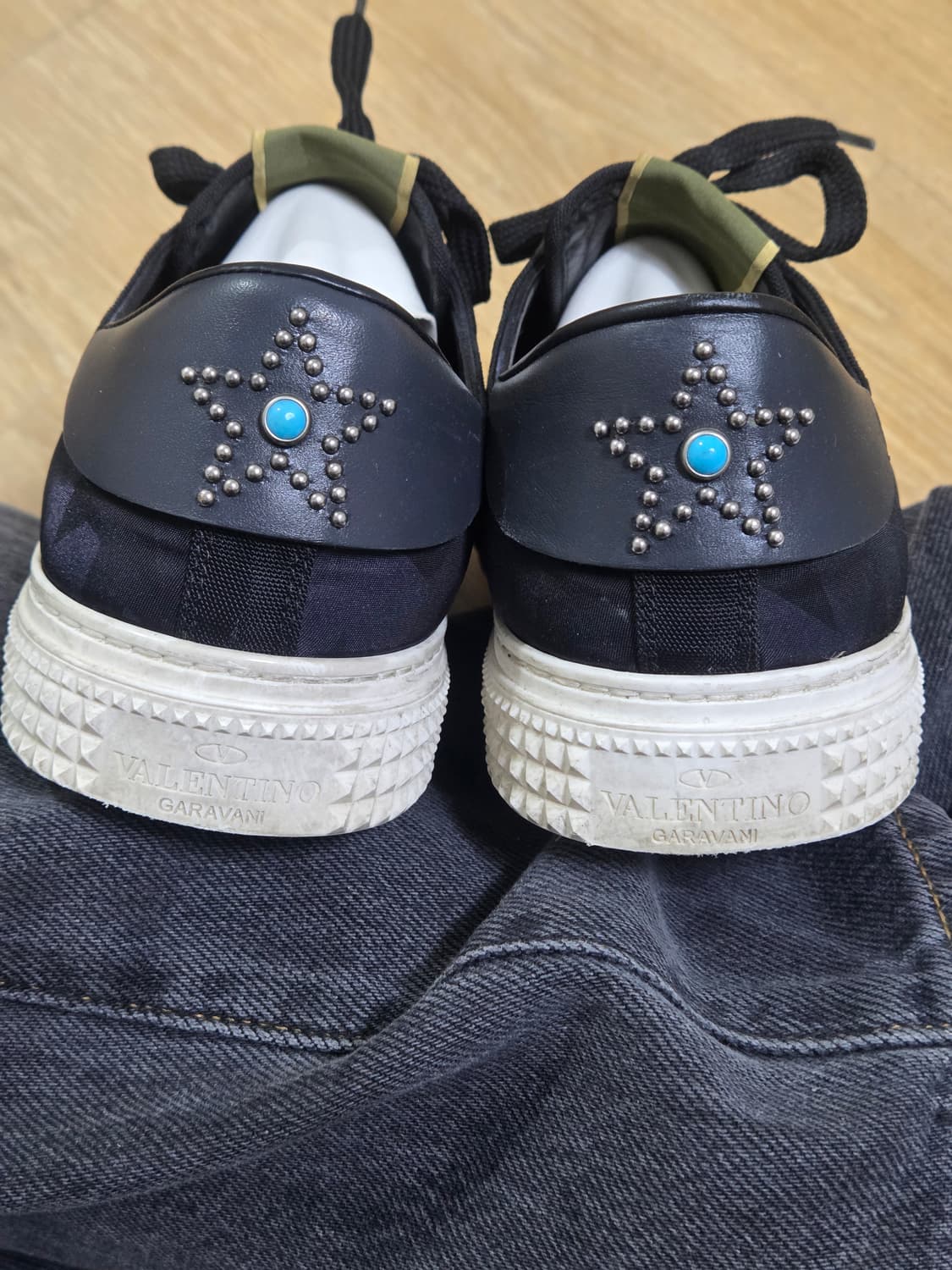 (275~280) 발렌티노 카모스타 로우 스니커즈 상품이미지5