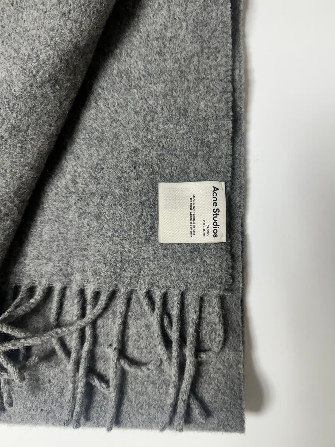 아크네 스튜디오 머플러 목도리 상품이미지3