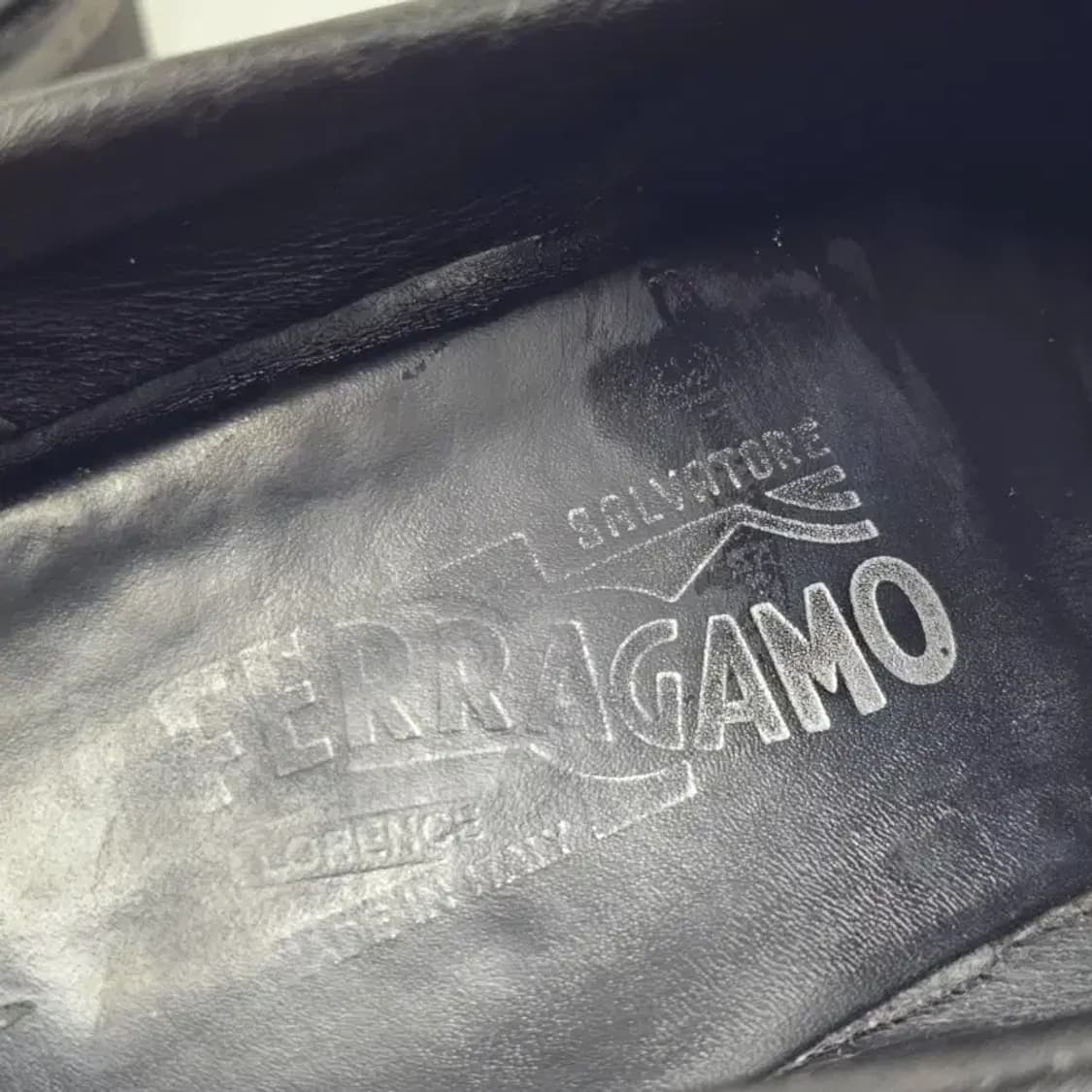 페라가모 간치니 블랙 로퍼 7.5 (260mm) 상품이미지2