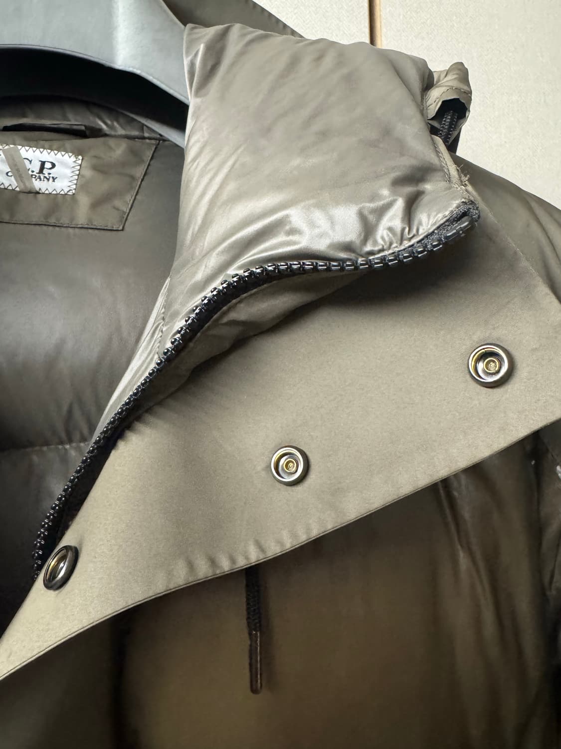 CP컴퍼니 DD Shell 다운 패딩 상품이미지5