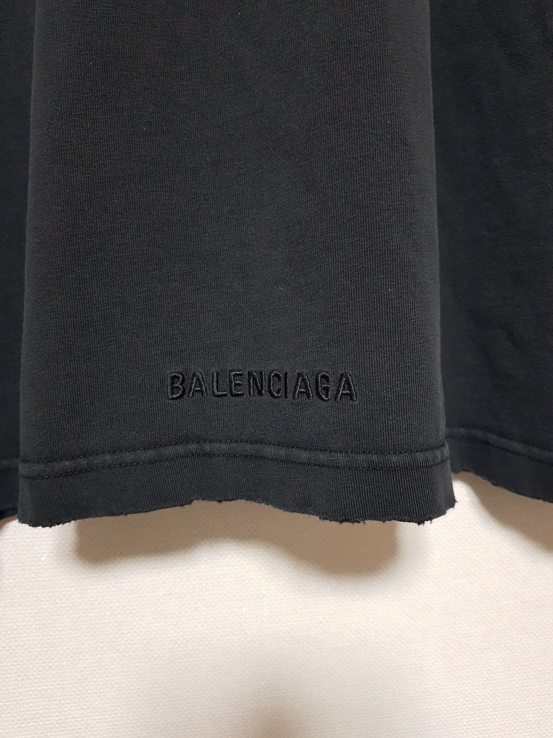 발렌시아가 람슈타인 롱슬리브 긴팔 티셔츠 상품이미지5