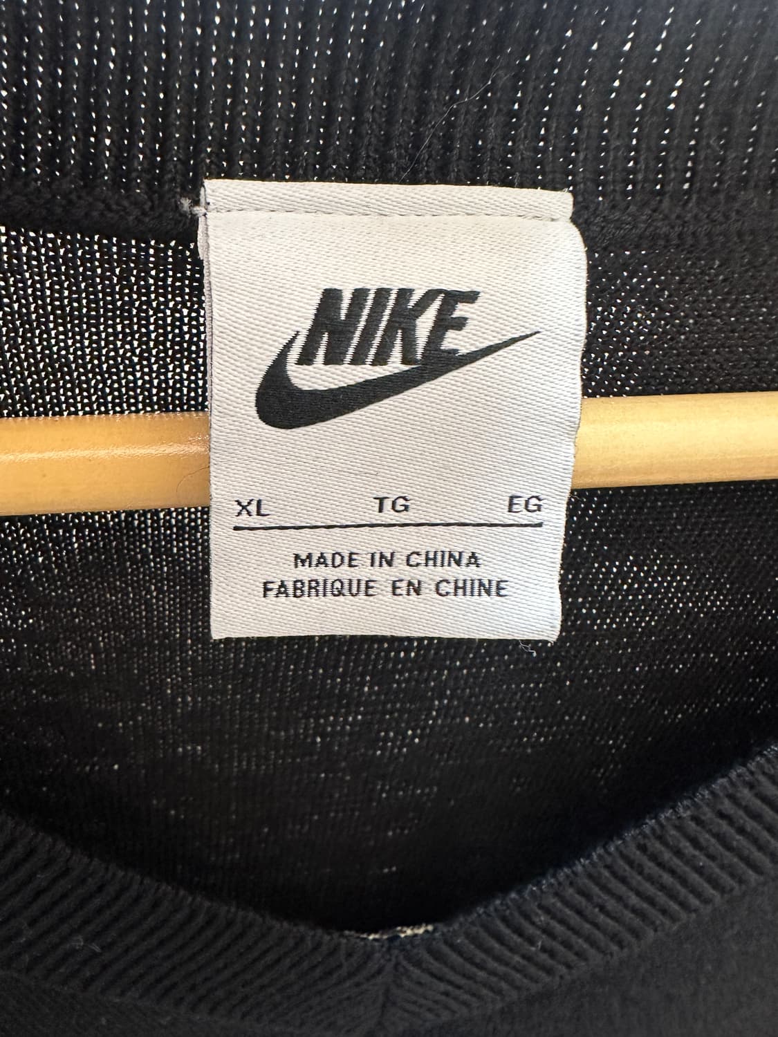 나이키 스우시 블랙 V넥 니트 베스트 상품이미지2