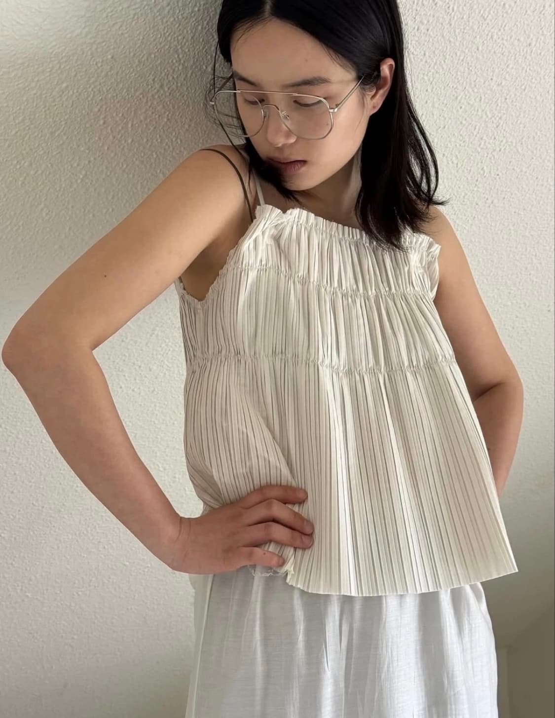 플리츠 스퀘어넥 탑 나시 블라우스 상품이미지1