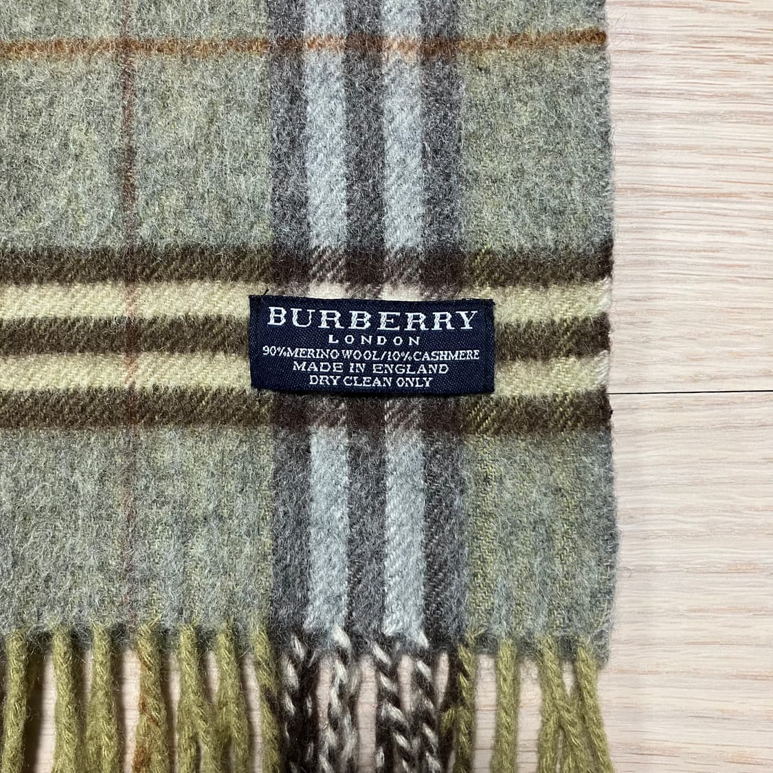 [정품] 버버리 카키 노바체크 울캐시미어 머플러 (burberry) 상품이미지5