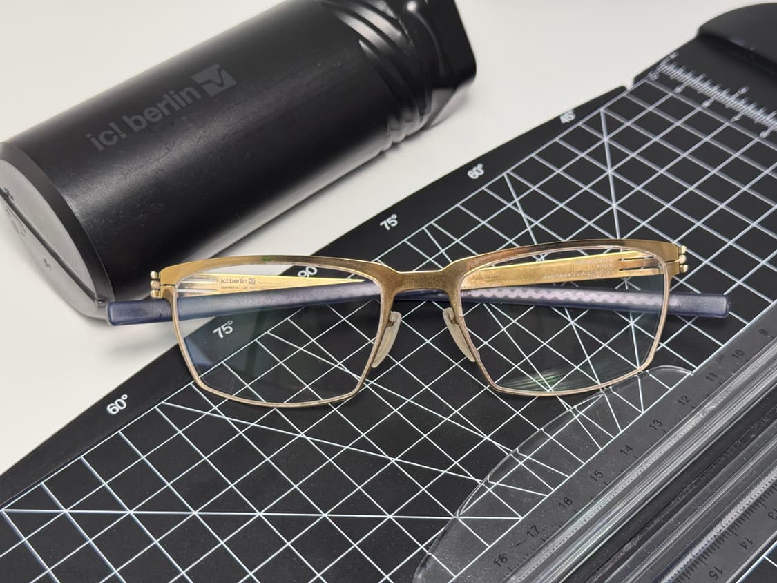ic베를린 독일 초경량 스테인리스 스틸 스프링 안경 0026 상품이미지1