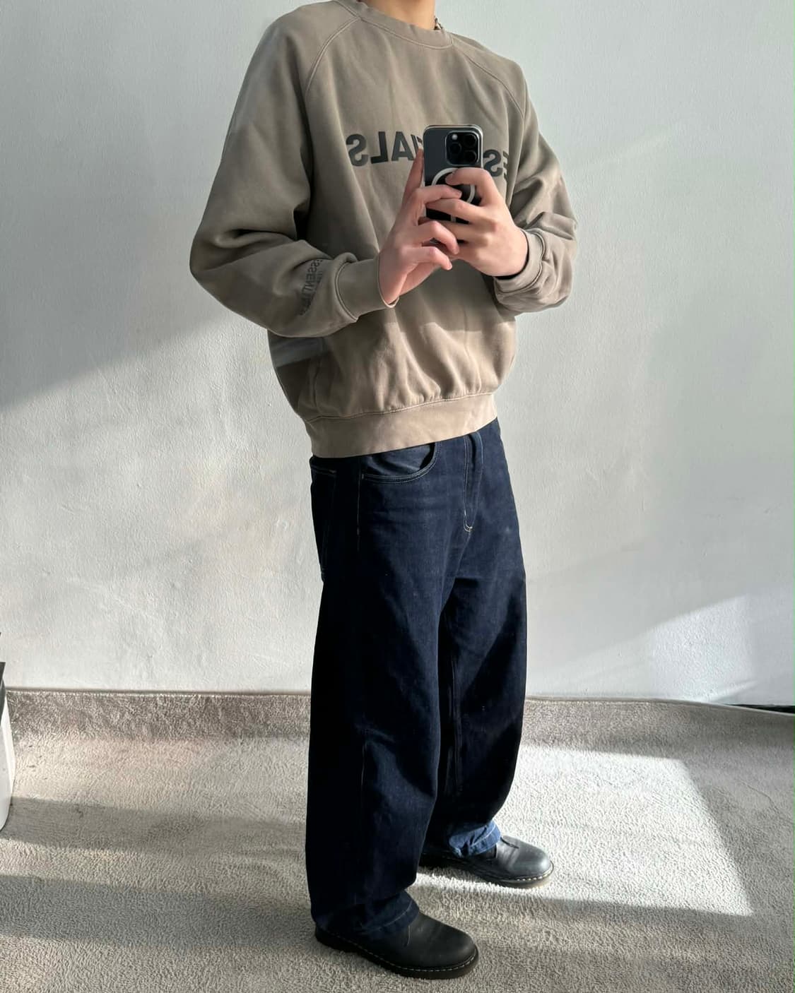 [M] 에센셜 피어오브갓 카키 스웨트셔츠 상품이미지3