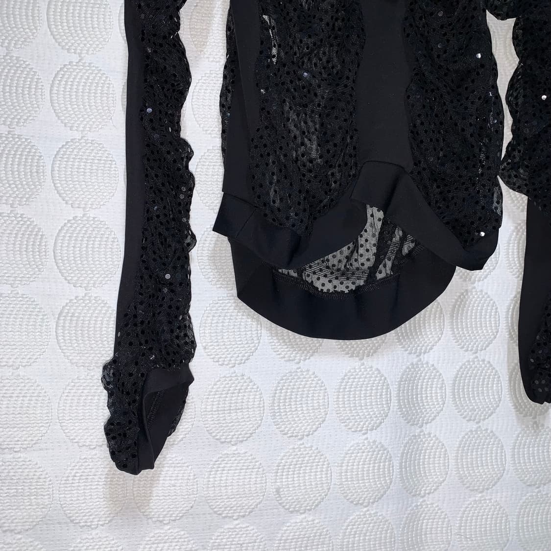 비비안 웨스트우드 스팽글 시스루 메시 배색 롱슬리브 상품이미지6