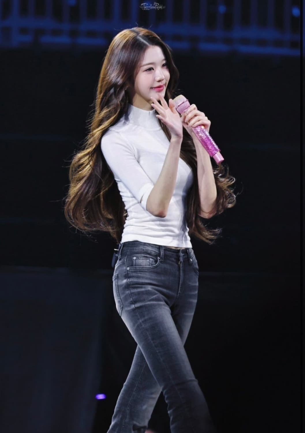 시너진 캣워싱 데님 팬츠 블랙 (장원영 착용) 상품이미지5