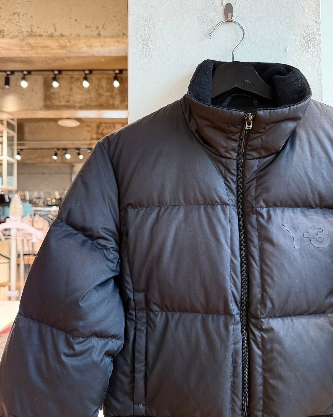 y-3 블랙 클래식 다운 패딩 점퍼  상품이미지4