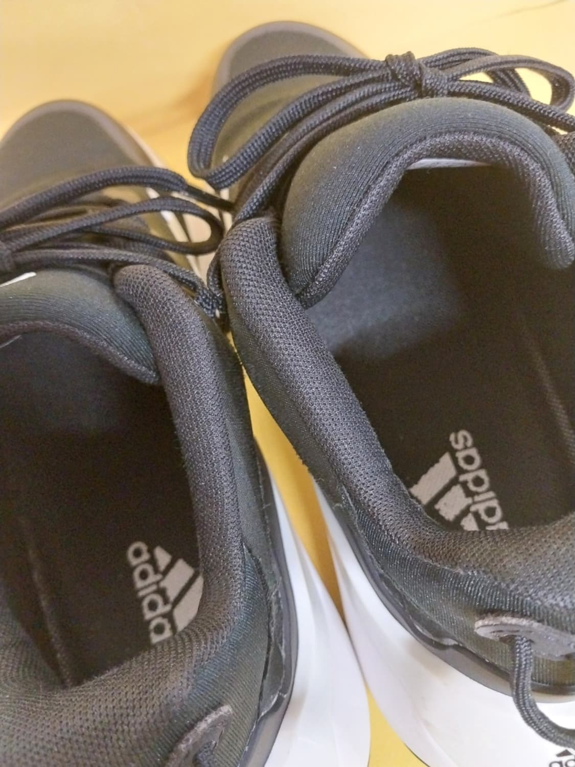 남성 아디다스 클라이마웜 크루저 코어 블랙 화이트 운동화 (235) 상품이미지6